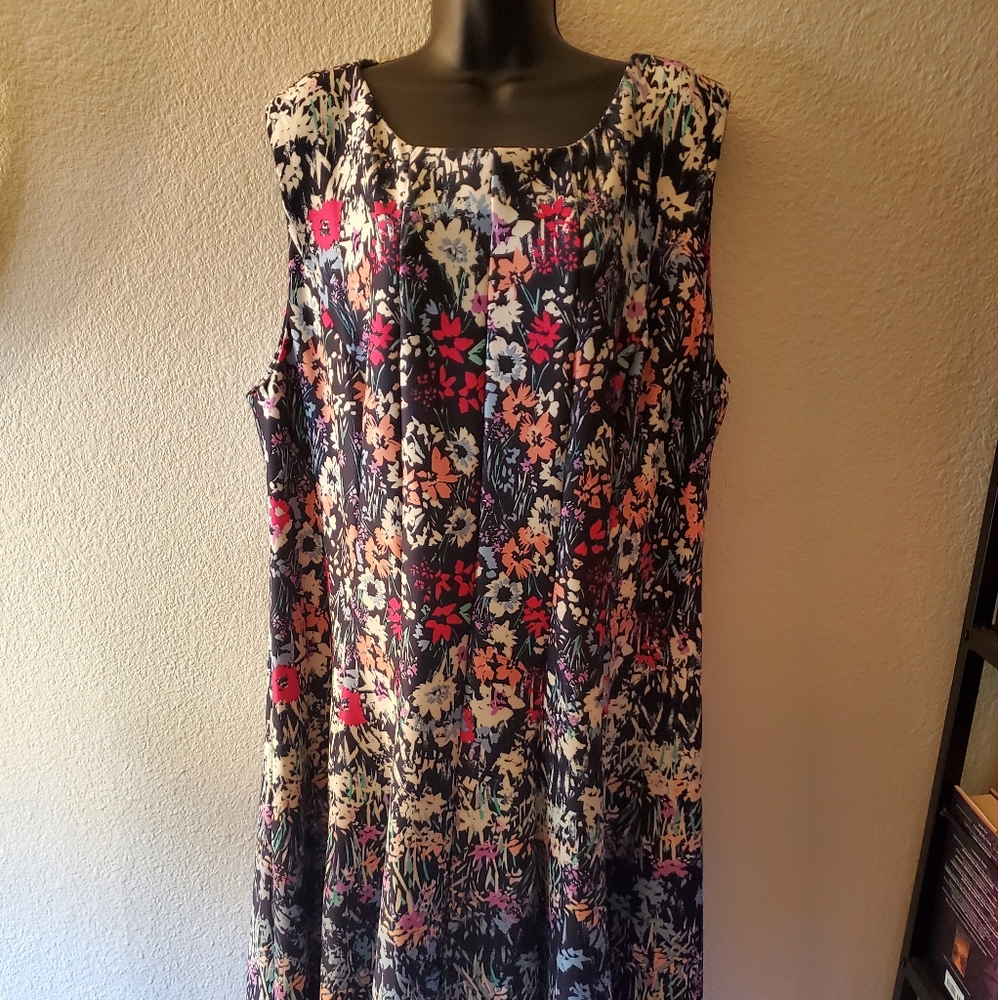Roz & Ali sleeveless pleated dress size 20